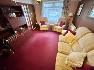 Lounge- click for photo gallery